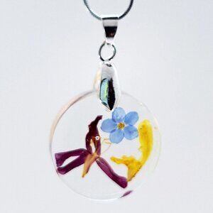 Handmade floral necklace/wild flowers pendants/real flowers pendant/real flower